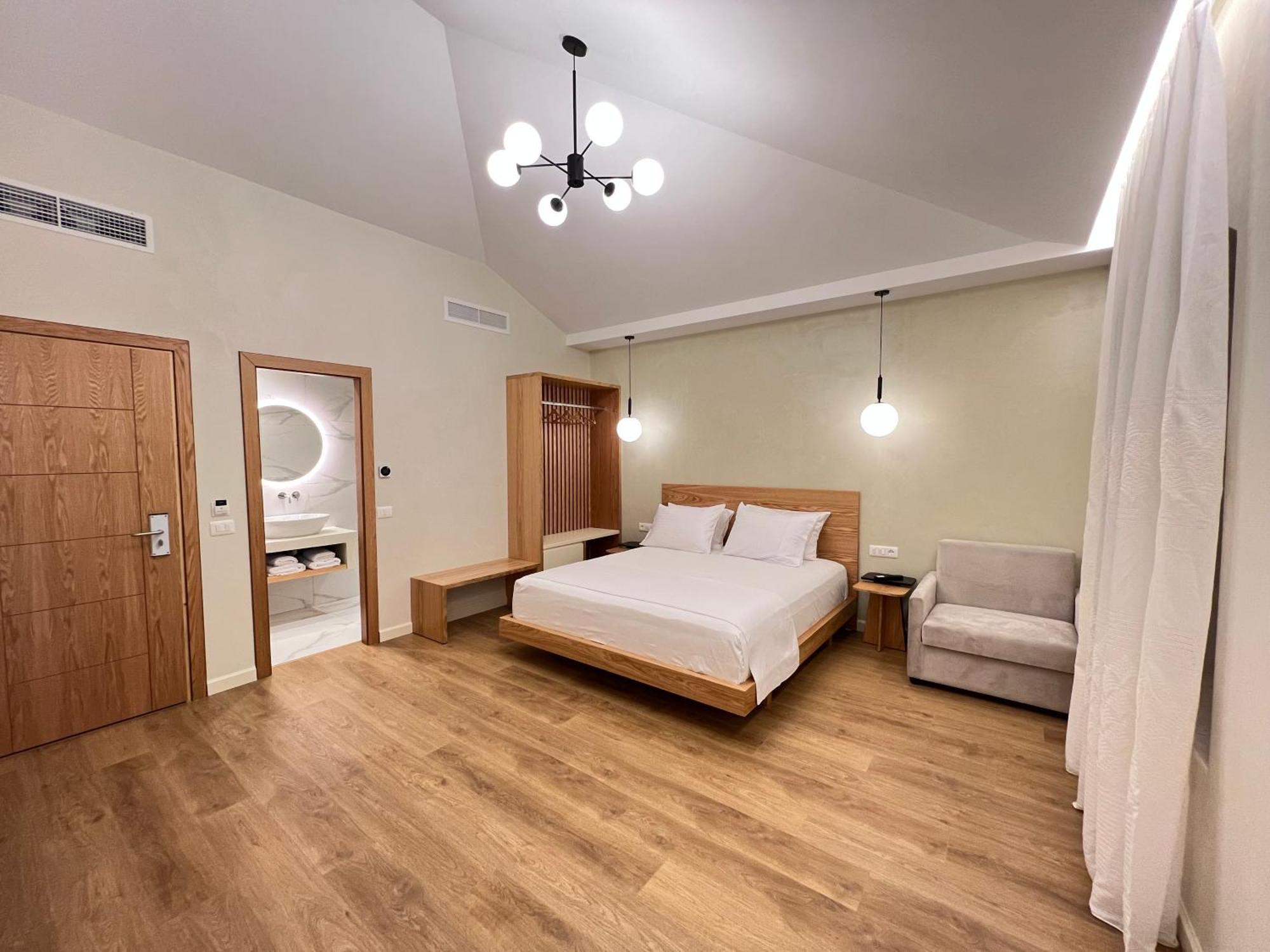 Elpis Guest House Himare Exteriör bild