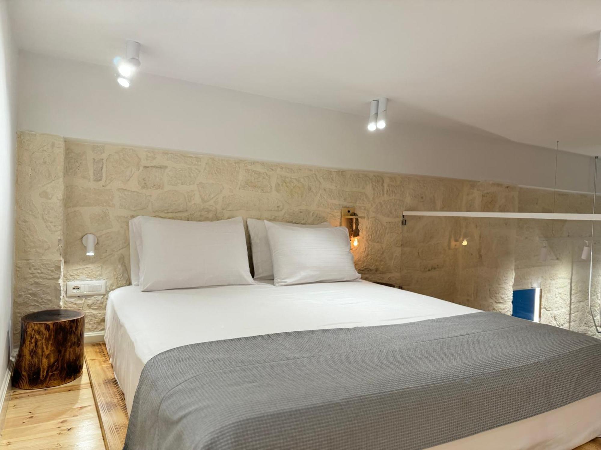 Elpis Guest House Himare Exteriör bild